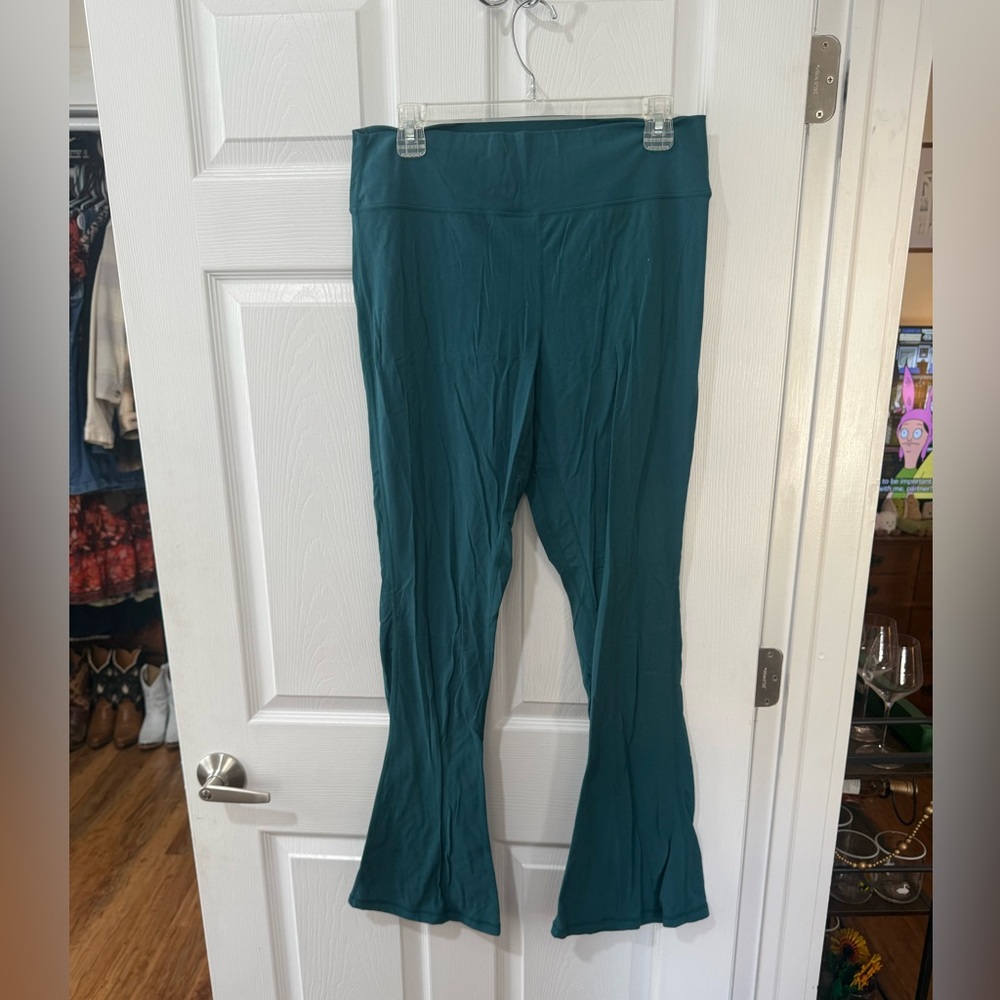 Sunzel Teal Flared Leggings